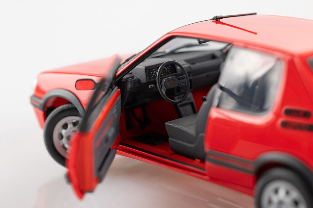 Peugeot 205 GTI 1:24