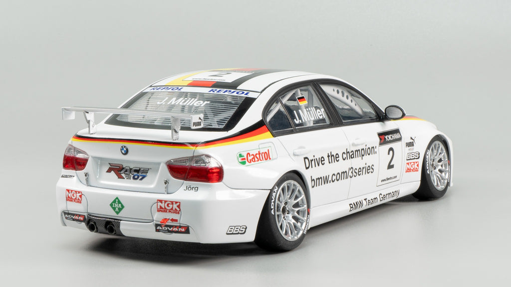 BMW 320si (E90) 1:24 WTCC Brands Hatch