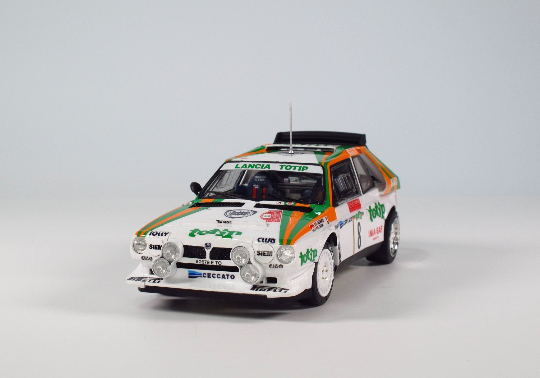 Lancia Delta S4 ´86 Sanremo Jolly 1:24