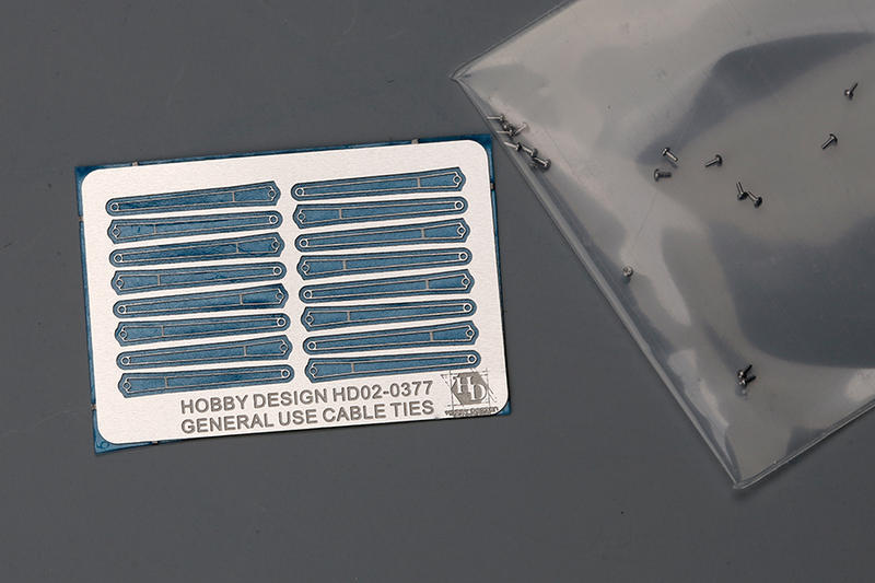 General us Cable Ties Pe+Screw