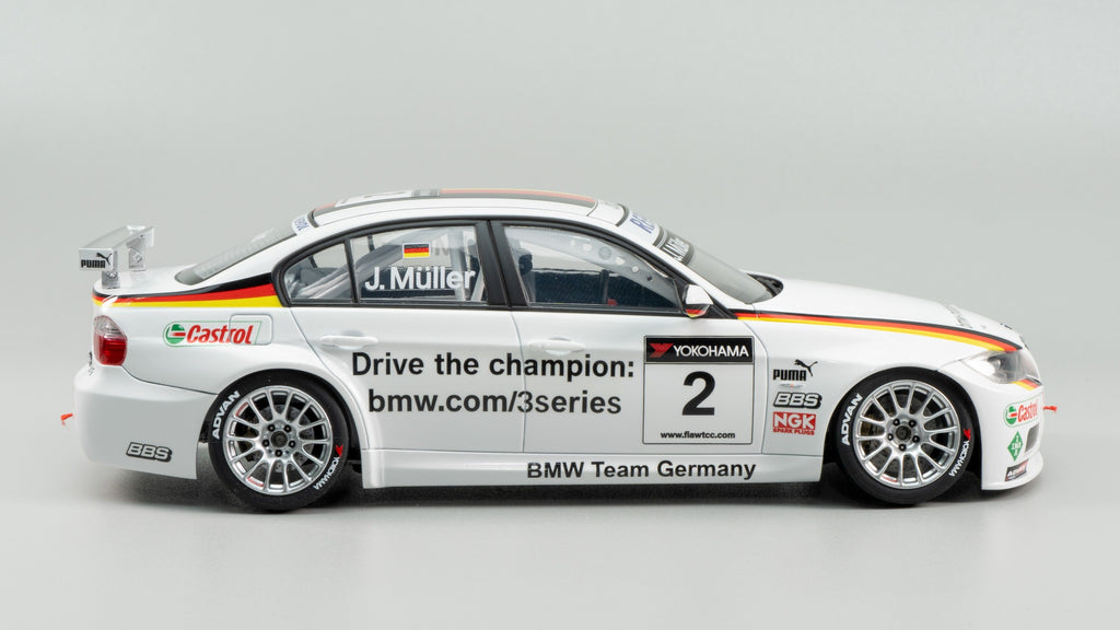 BMW 320si (E90) 1:24 WTCC Brands Hatch