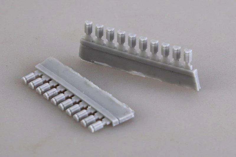 1/12 Electronic plugs (a)