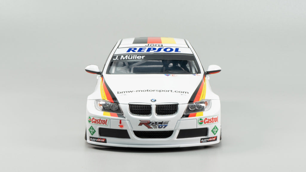 BMW 320si (E90) 1:24 WTCC Brands Hatch