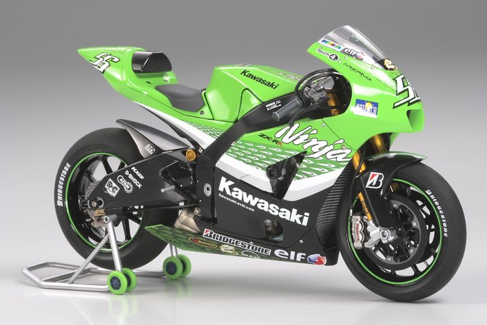 Kawasaki Ninja ZX-RR 1/12